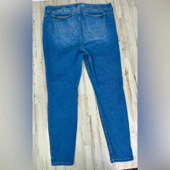 Torrid Jeans Women's Size 22T Blue High-Rise Bombshell Skinny Denim 31" Inseam - Picture 9 of 11